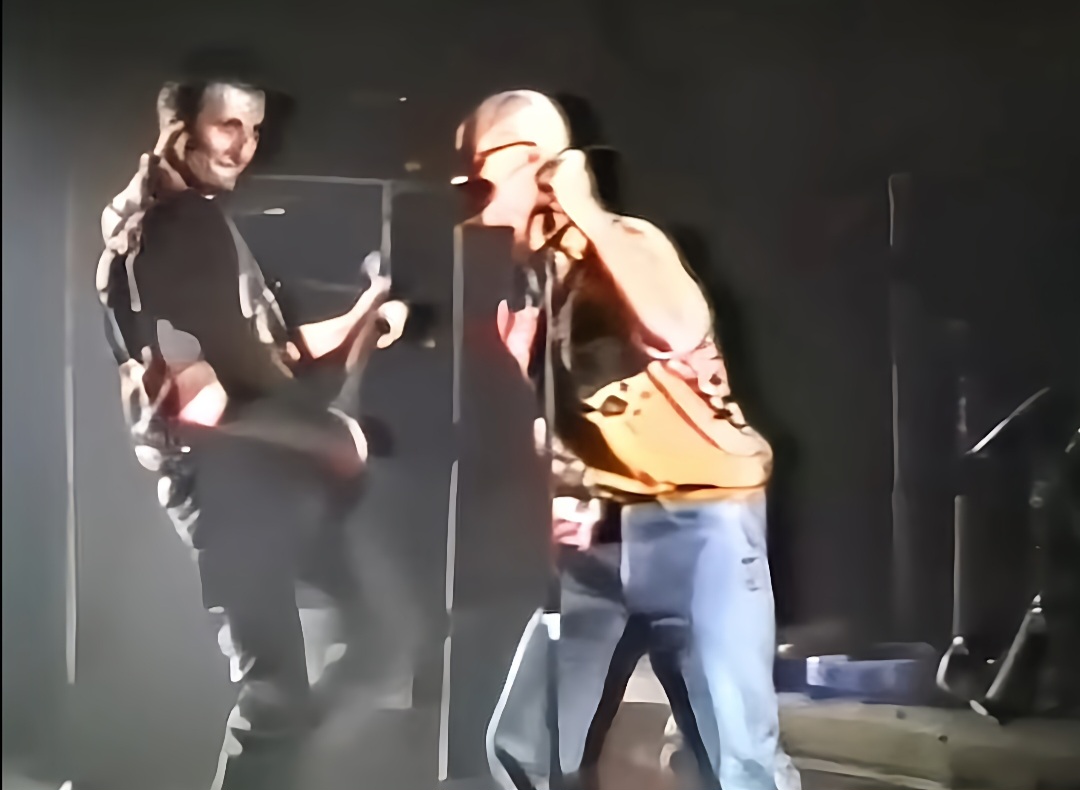 LuquitaRodrigue's tweet photo. Eh tu, Solari...
Eh tu, Beilinson...

Ya háganlo.
Just a picture. Una nota juntos. Algo.

Que un sueño acabó, ya te dijeron...
pero no que todos los sueñitos, no. https://t.co/qKFpjk79H6