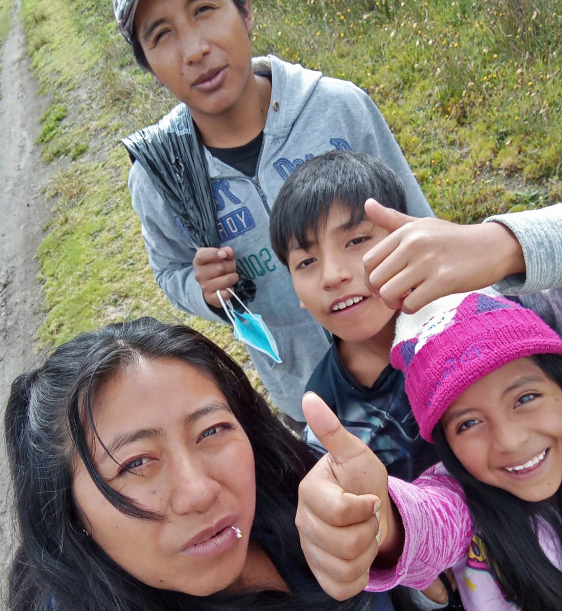 👪The family is the foundation of a strong and prosperous society, where life begins, and love never ends- @fsembrar understands that. 

On this #InternationalFamilyDay, we share Fabiola's story: avsi-usa.org/internationald…

#PeopleforDevelopment #Ecuador #DiaInternacionaldelaFamilia