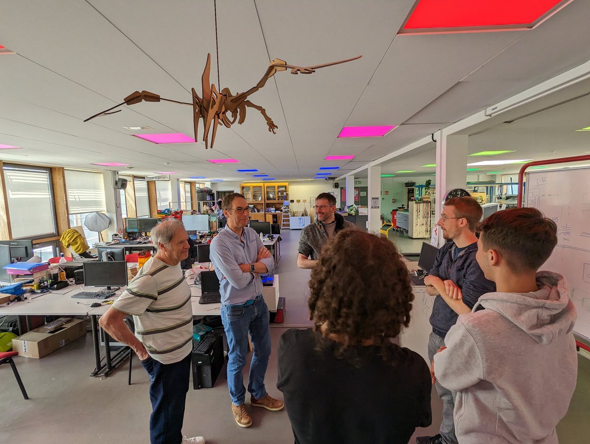 Maison du Libre tweet media