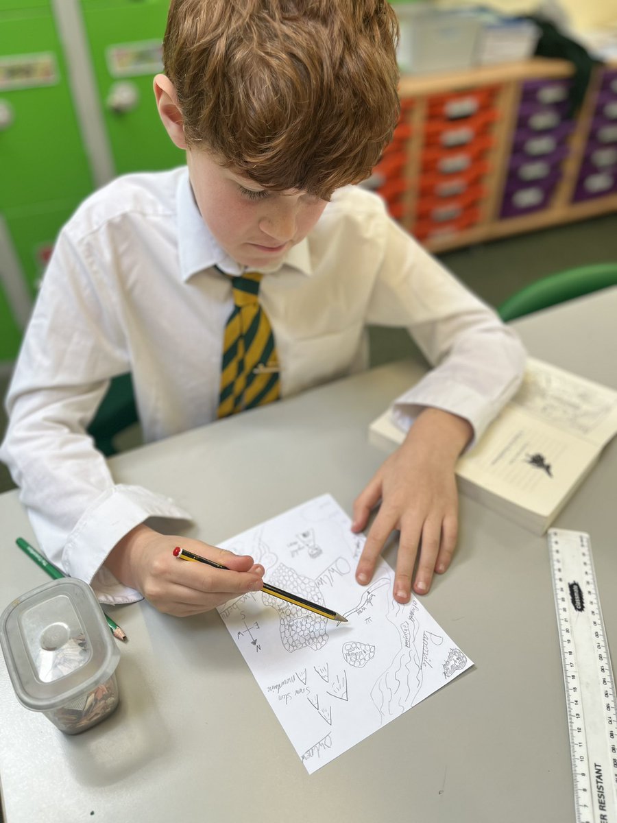 mrs_whelan's tweet photo. Holly class made their own maps 🗺️ 🧭based on @kmlarwood book, The Legend of Podkin One-Ear 🐇, ready for our own owl-based 🦉 journey writing ✍️ next week! @stokenchurchps The children had brilliant place name ideas! #talonfell #owlmouth #featherton https://t.co/xwes3HveNi