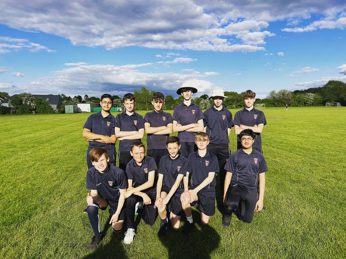 First year 9 game of the cricket season. Unfortunately the boys lost out by 10 runs to a good @rmays_pedept good to be back out there with the team🏏🏏MVP Liam who took 3 wickets and was the top run scorer
Thankyou to @tonghamcricketclub for letting us use for facilities🙌🏻