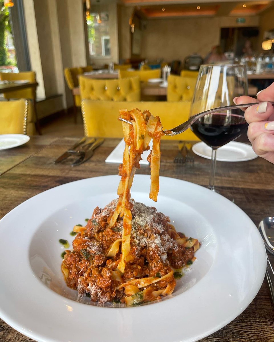 JUSTINO’S BRAND NEW SUMMER MENU! 😆☀️🍽️

We’ve added some delicious dishes to our a la carte menu, including a selection of fish, pasta and risotto…all waiting to be tried and tested by YOU 🤩

Come and be one of the first to sample what’s new, book now 📞