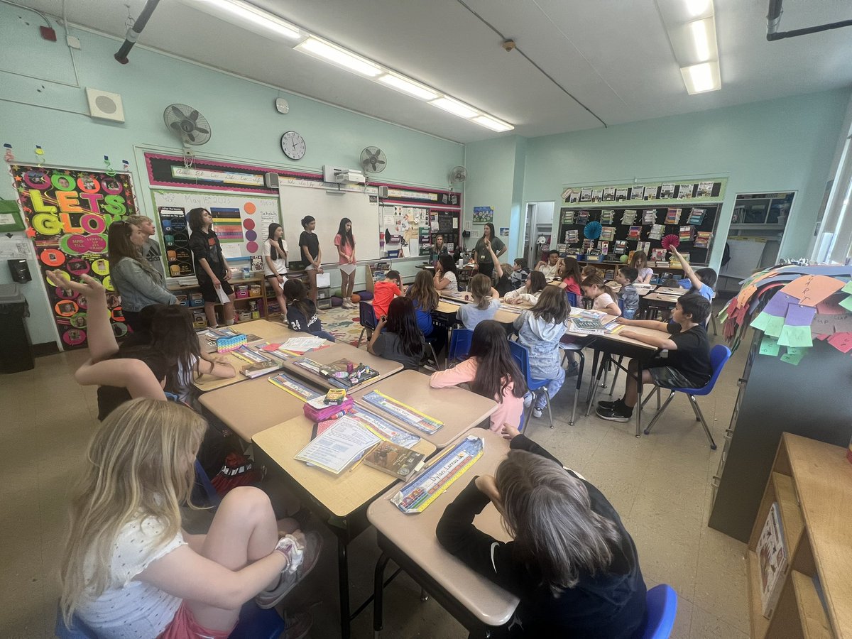 Love when former students come back to visit! 8th graders met with our 4th grade students today to help them learn about HBW