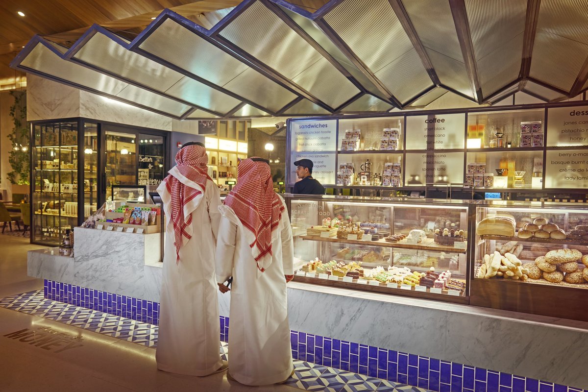 رملة تيرازا tweet media