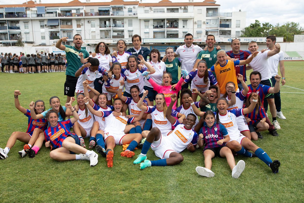 jonee_1997's tweet photo. SOMOOS DE PRIMERAAA🏆
Gracias gracias y gracias, a todos los que habéis formado parte de esto y lo habéis hecho posible!!😍 https://t.co/dVlyUDwPtp