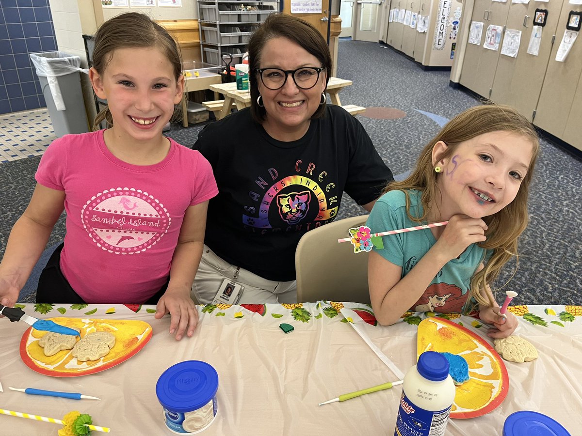 Darla Nolan tweet media