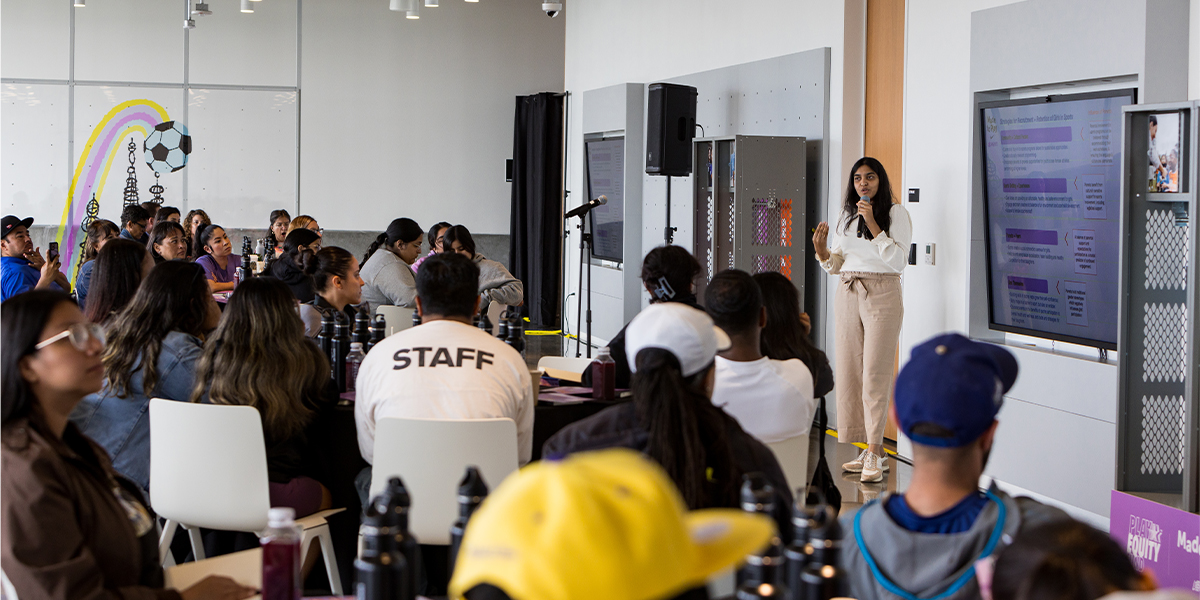 PlayEquityFund's tweet photo. 1 YEAR IN! The Play Equity Fund + @NikeLA launched Made To Play to get more girls from Boyle Heights &amp; Watts involved in youth sports. Coaches from organizations serving those neighborhoods met at @Nike LA HQ for yoga &amp; discussions on engaging parents #PlayEquityNow https://t.co/tXxFtIwufS