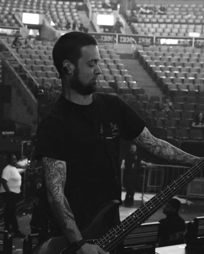 GuitarTechTom's tweet photo. 😎 I’m just a lucky dude who absolutely loves his job 🎸

 📸 credit: @sk8orjuan 

#guitartechnician #stagerightcrew #whatsonyourbench #tourlife #stagemanager #crewchief #basstechnician #beautyschooldropout #blink182 #turnstile #tour #instagood #latergram #ernieball #iplayslinky #ultimateearspro #iuseue #toronto #northamericantour #arenatour #roadcrew #wearetheroadcrew