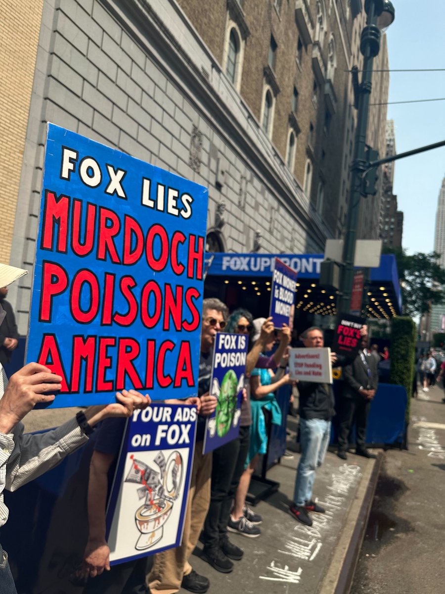 Media buyers at the upfronts are today hearing a pitch from Fox Corp. about placing their ads on Fox News. If they listen, they will be aligning their brands with extreme rhetoric, bigotry, conspiracy theories, and lies. dropfox.com #DropFox @MoveOn @TruthOverFox