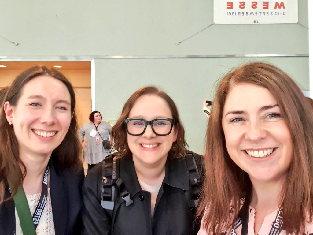 odonovmt's tweet photo. Catching up with #quizmaster extraordinaire Amanda Webster. What a way to finish a hugely successful @yESTROCommittee track #ESTRO23 Thrilled with our #top10finish https://t.co/yIVZT3AmCS