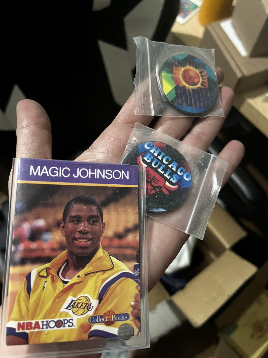 thecrassceiling's tweet image. My dad owned a sports card store in the 90s and was a collector of all kinds of treasures so going through his stuff is such a trip bc it’s like broken watches, pogs, stamps, and then Kobe Bryant cards or a signed Larry Bird picture. Wild.