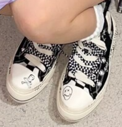 outfitsofgg's tweet photo. @we_fiftyfifty - graffiti sneakers from #R13
🔗https://t.co/hEXEvdz4vn
💵USD $695.00
🏷️#oogg_FIFTYFIFTY ; #oogg_Saena ; #oogg_R13 https://t.co/BuladThnuX