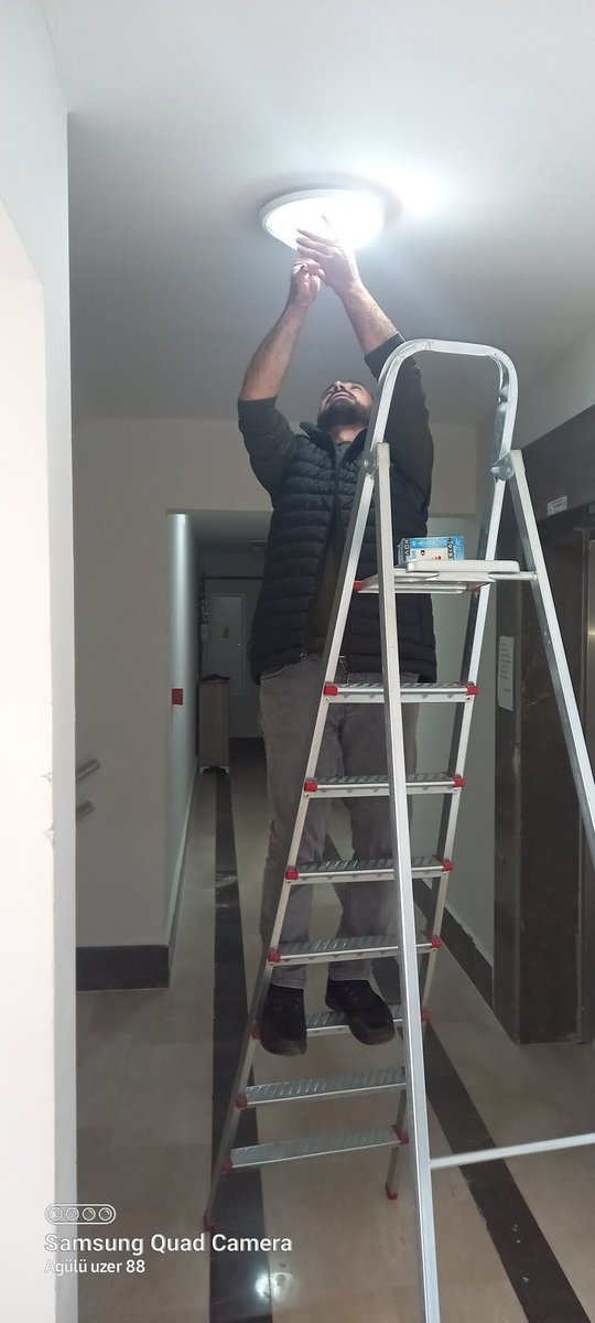 karapinar317's tweet photo. GÜLER YÜZLÜ HİZMET VERİYORUZ ÇÜNKÜ İŞİMİZİ SEVİYORUZ😊😊 https://t.co/pDcAWKwxOK