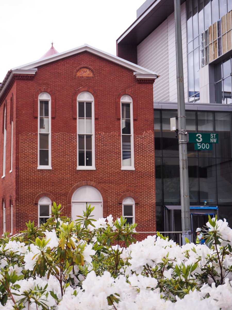 CapJewishMuseum's tweet photo. A new museum is blooming on the corner of 3rd and F Sts. NW! We open to the public on June 9th, the 147th anniversary of the historic synagogue at the heart of our museum. #ConnectReflectAct #CapitalJewishMuseum https://t.co/Fw2ZAtFsQ8