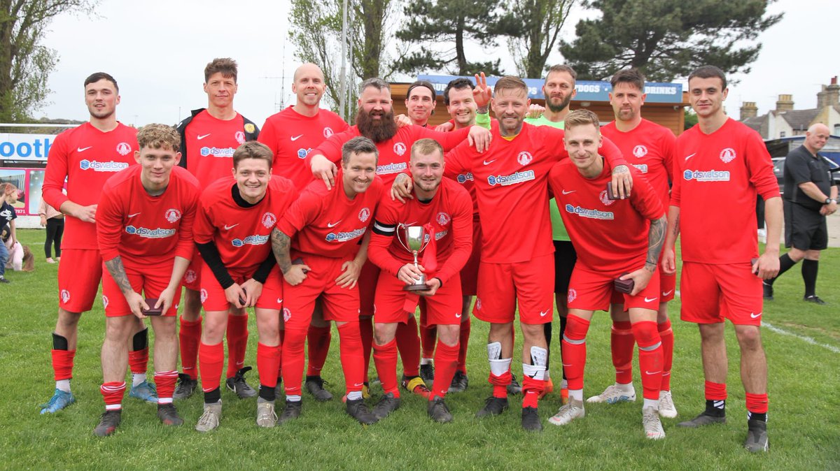 What a weekend it’s been! 🏆

What a pleasure it is to work with these lads! The club deserve nothing more after all of the hard work they have put in this year!

Take a look at some pictures from the final against AFC Whitton 🏆

One club, one team. 

UP THE WOLD! 💛🖤