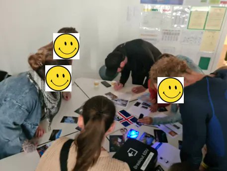 SGeirdal's tweet photo. Var með breakout bekkjarkvöld fyrir foreldra áðan og þvílík snilld. Foreldrar alsælir, lögðu sig alla fram og skemmtu sér vel sem og börnin þeirra. Elska breakout. #breakoutedu https://t.co/UE2sTvWgl8
