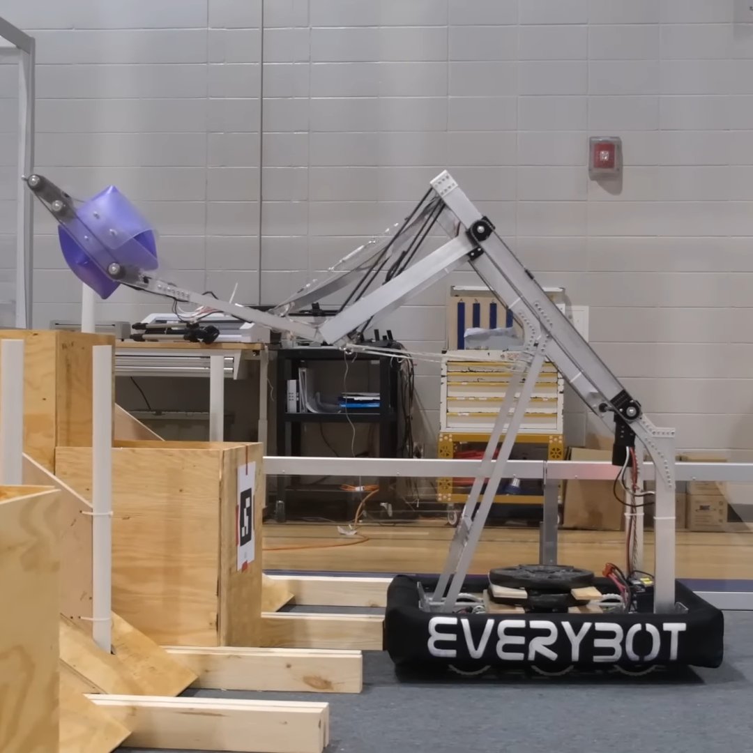 Big announcement for those in FRC: Inspired by the 118 Everybot; teams will have the option to receive '...a base robot specific to CRESCENDO (2024 game) that will be included in the 2024 Kit of Parts.' Read more: firstinspires.org/robotics/frc/b…