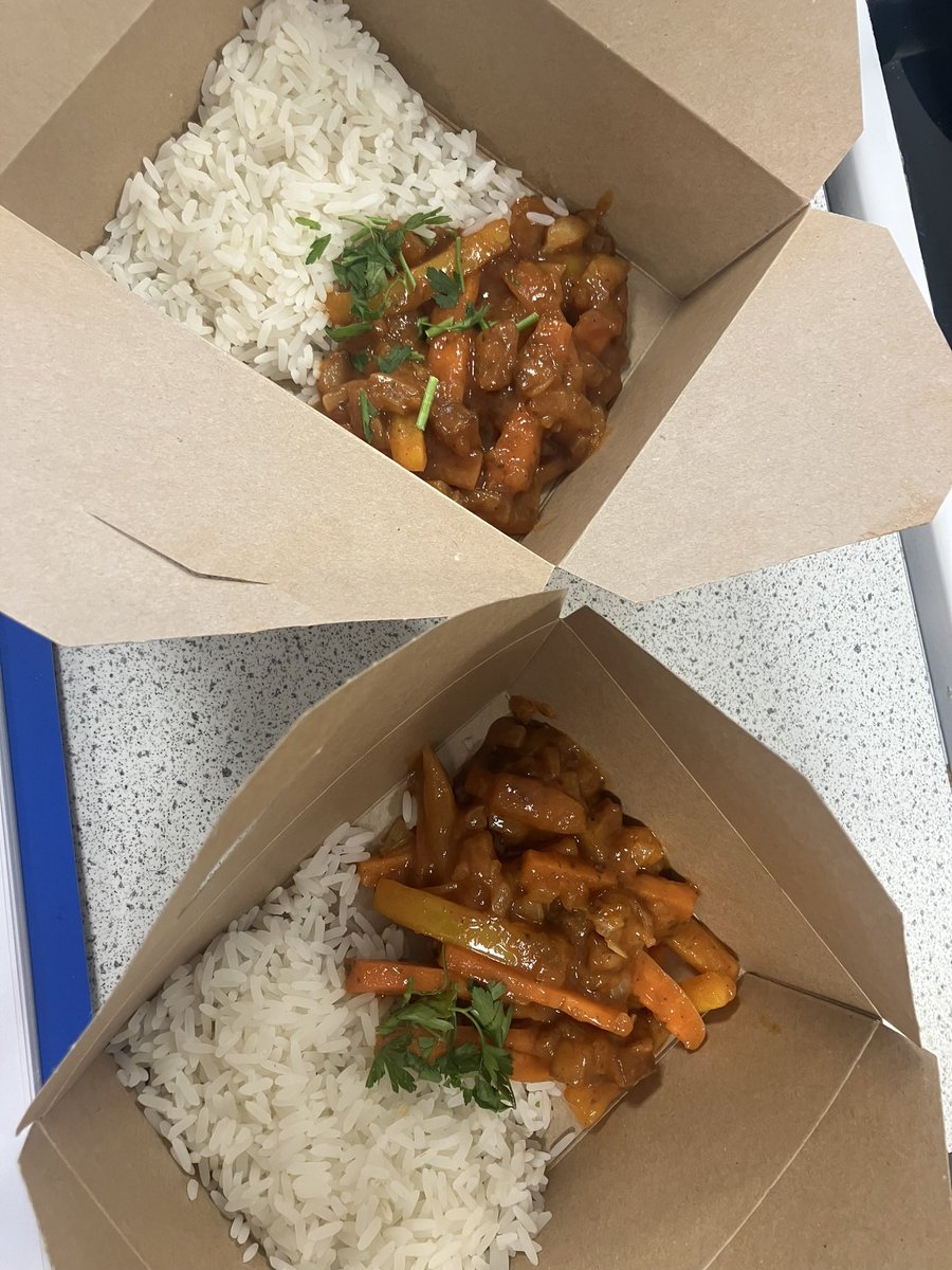 MissCurrie_HE's tweet photo. Another great week of practical cooking with S3 making vegetable curry ⭐️ @BoclairAcademy https://t.co/eIxvaCTGn0