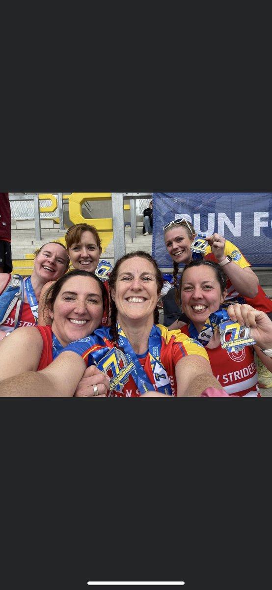 katiecakey123's tweet photo. #medalmonday #RobBurrowLeedsMarathon #runninggirl #runwithamateforamate #justkeeprunning I’m a bit broken today, tired, everything hurts- but worth it! Found being a nursery teacher a bit tricky today. Hopefully a hot bath and an early night will sort me out! 🤣 https://t.co/cz7zWciYee