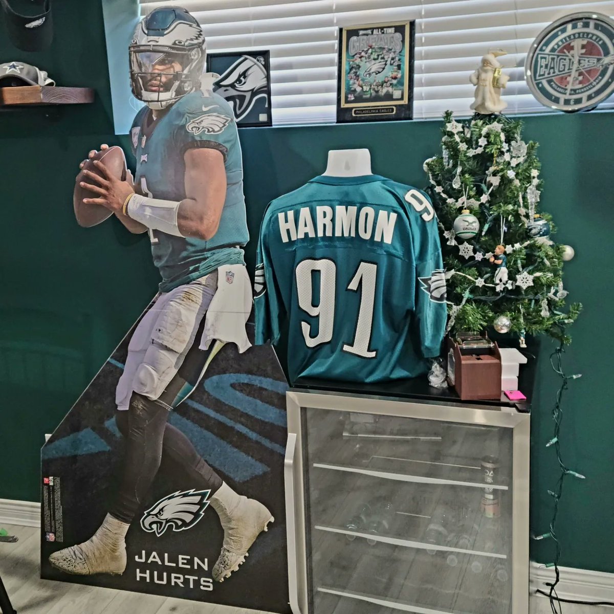 118 sleeps till kickoff....LFG!!
Go Birds!!!👊🦅👊🦅
<a href="/Eagles/">Philadelphia Eagles</a> 
<a href="/JalenHurts/">Jalen Hurts</a> 
<a href="/JasonKelce/">Jason Kelce</a>