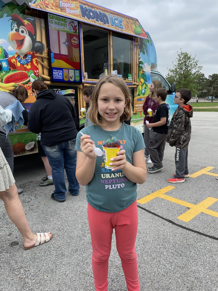 Birchcrest School tweet media