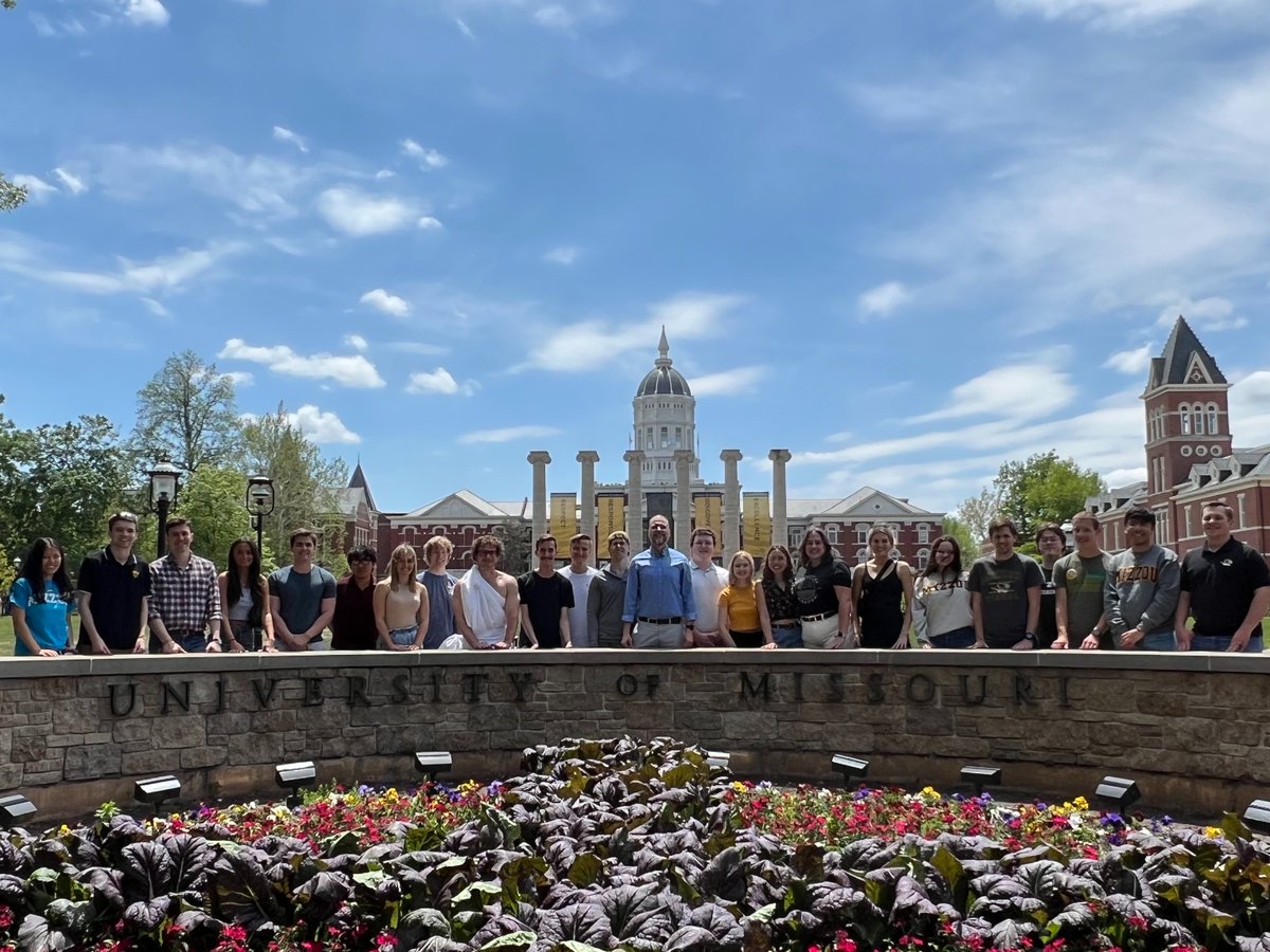 MizzouEcon's tweet photo. Congratulations to our graduating seniors! 

This year Mizzou Economics graduated 60 seniors with GPAs of 3.7 or better.

Good luck to all with your next adventure! https://t.co/AXTkjieeJc