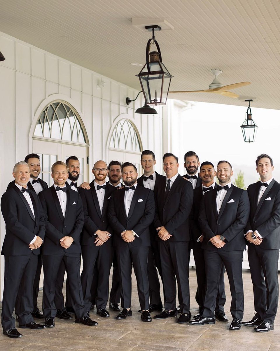 Get $250 toward your rental, purchase, or custom wedding look when your groomsmen rent! 👉🏼 Learn more at our link in bio. 📸: @parriscoevents #grooms #weddingsuit #tux