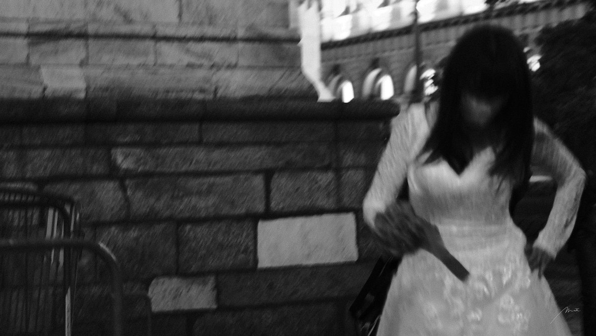 Milanese dreams.
#streetphotography #ricohgrIII #bnwphoto