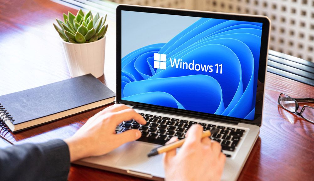 MikeTamir's tweet photo. ChatGPT is coming directly to Windows 11 — no browser required https://t.co/ku5oFgdgYr 
#AI #DeepLearning #MachienLearning #DataScience #GenAI https://t.co/lXNOkSUTwk