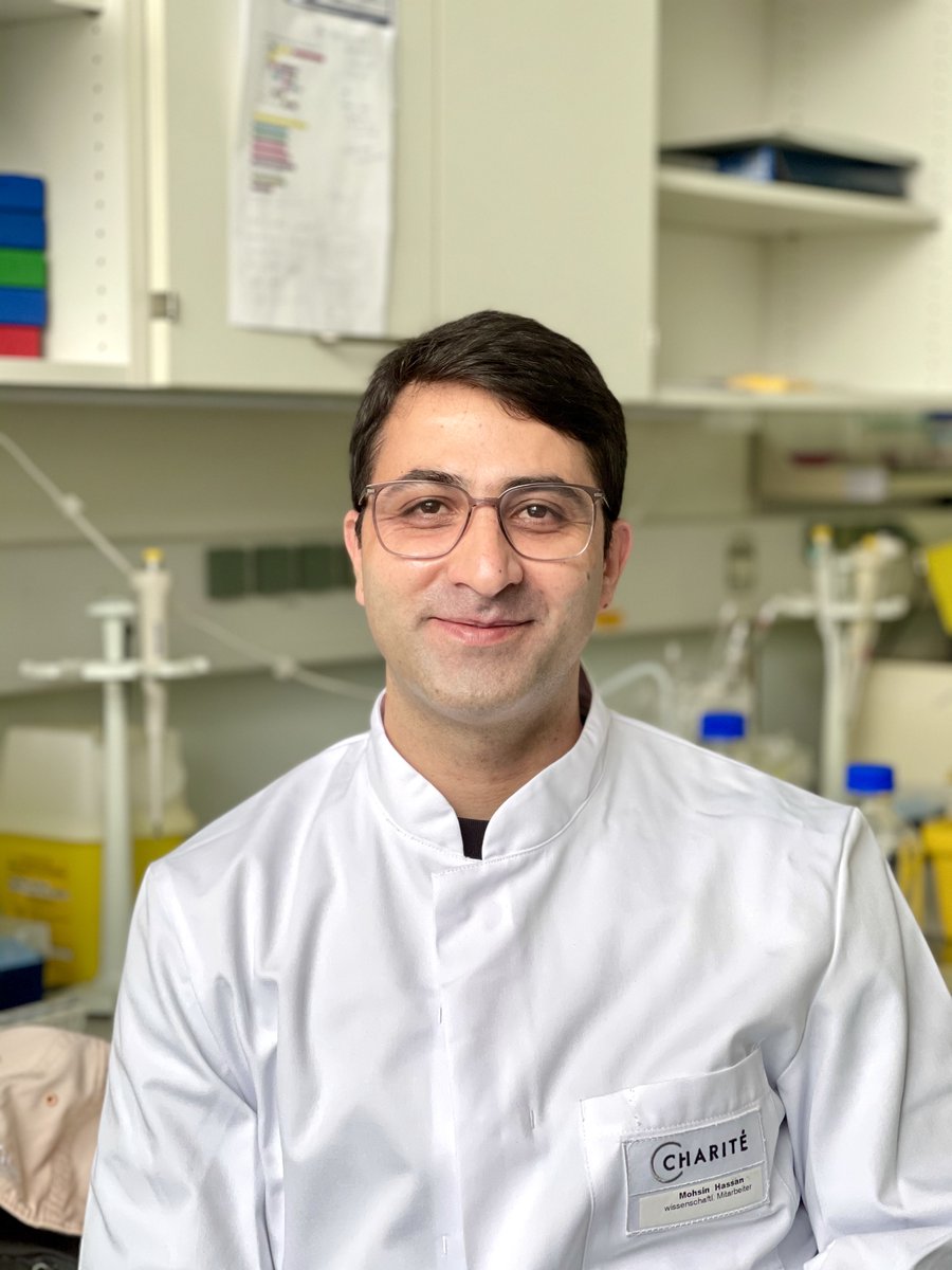 APSPhysiology's tweet image. #APSselect study finds lack of intestinal #microbiota in a certain mouse model is associated with reduced epithelial cells and delays depletion of specialized Paneth cells: ow.ly/Eg2b50OekQo via @ajpgi. Pictured: Authors @SheidaMRad, Mohsin, Juanola.