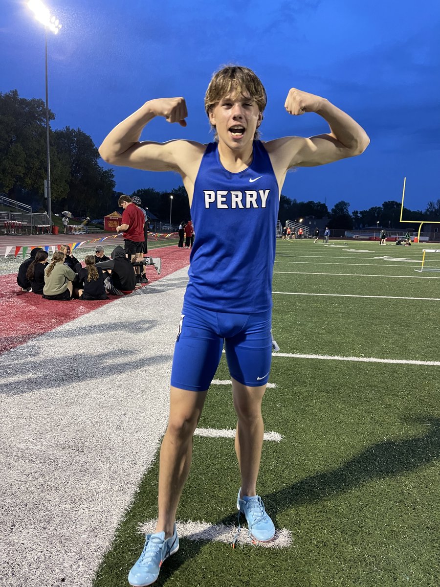Run_PHS's tweet image. Congratulations to Renzo and Owen for qualifying for State! You both represent Perry is a great way and we can't wait to see you compete! Go Bluejays! 

Renzo will run on Thursday at 6:45pm in the 100 meter run. 

Owen will run on Friday at 6:00pm in the 400 Hurdles.