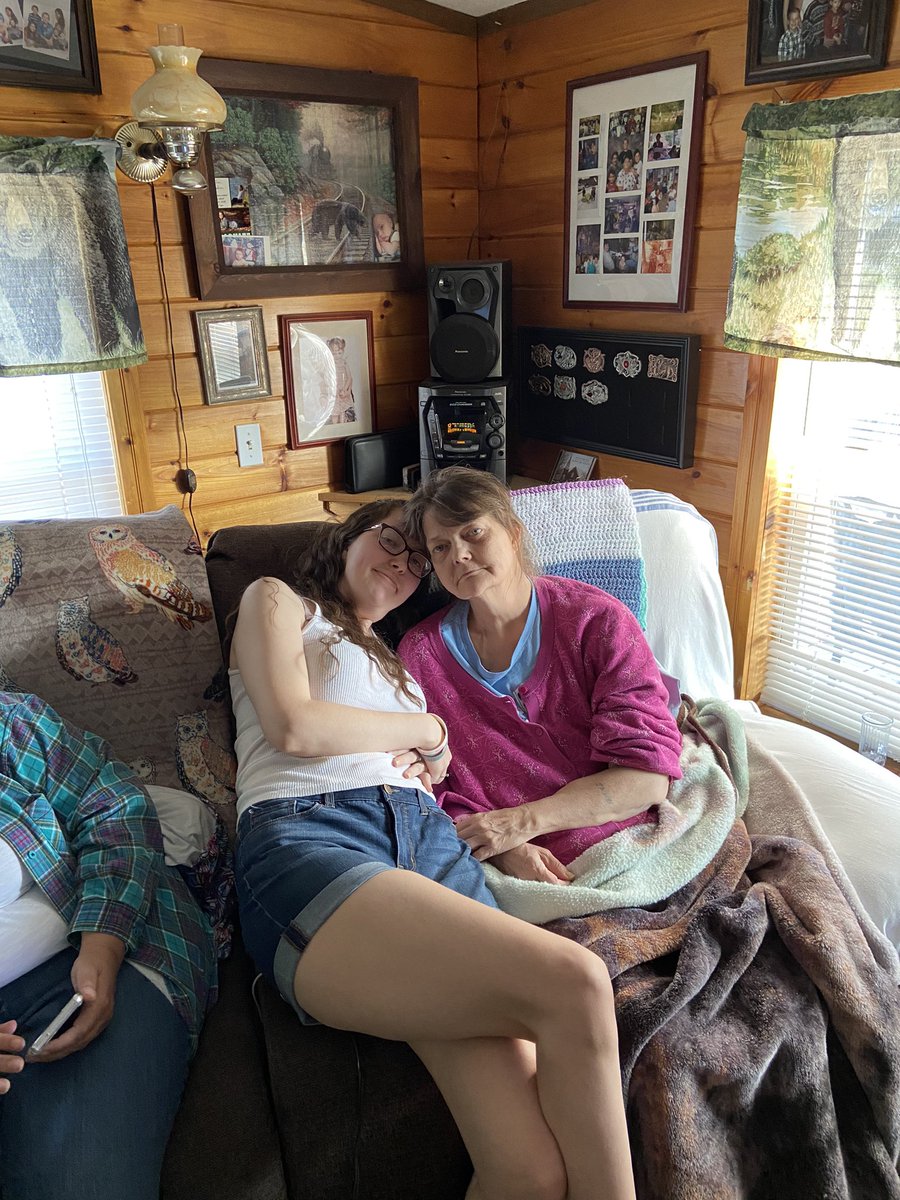 RustTemecca's tweet photo. My beautiful Masha left this earth today. I wasn’t ready. I’m not ready. But she was. No more suffering. No more pain. I love you big as the world and back again a billion times over. Mooches. Till we see each other again I’ll keep everyone okay down here 💕😔😭 https://t.co/FDm7uLKpIH