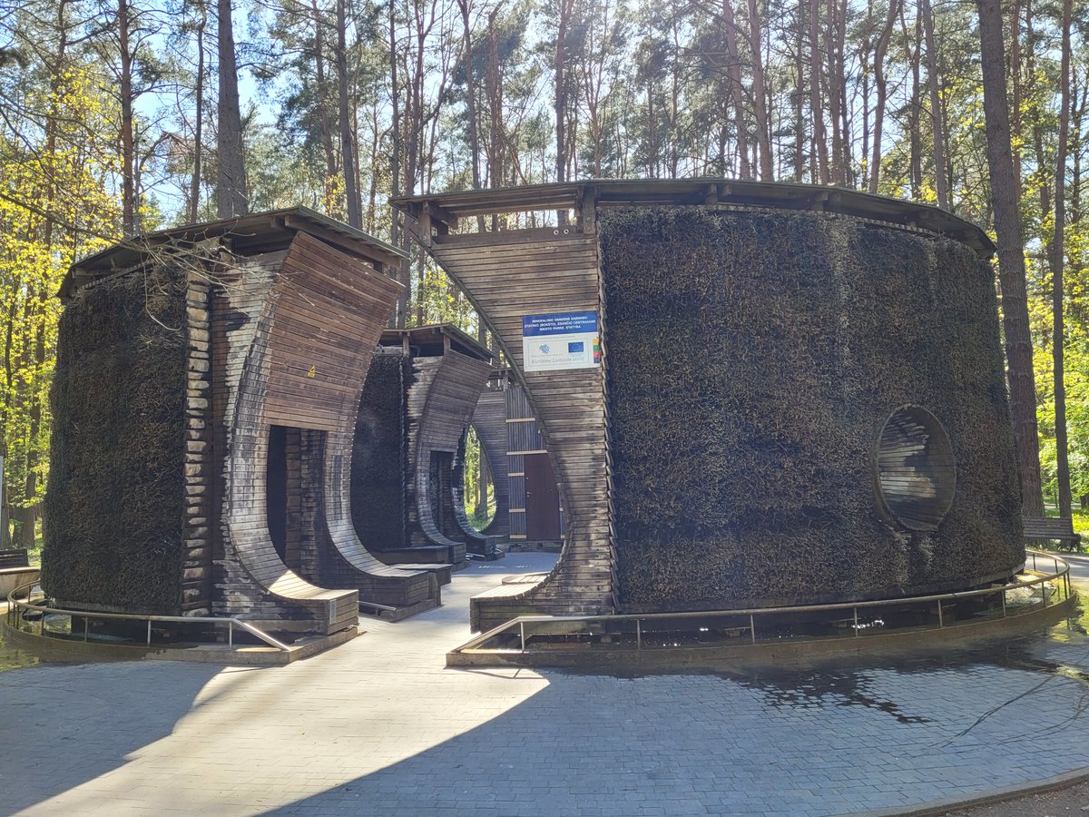 In Birštonas resort in the forest stands Mineral water evaporation tower to refresh during a hot day.

#Resort #Letsgoeverywhere #SmallStreamerConnect #Travel #Tourism #SmallStreamer #Twitch #TwitchStreamers