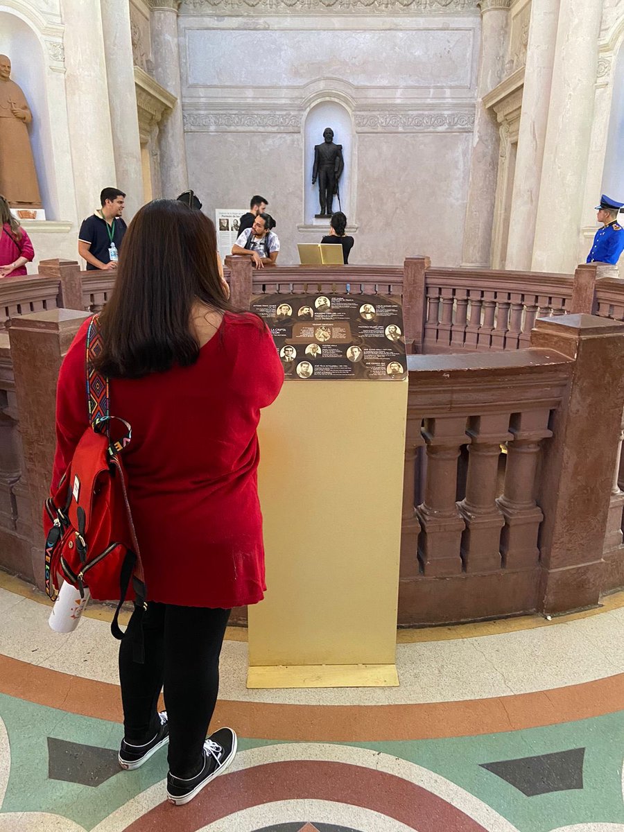 AsuncionMuni's tweet photo. Varias familias ya pasaron por la Casa de la Independencia 🤩
Si en estos días no pudiste visitarla, te esperamos hasta las 22 hs. 🙌🏼
Además, te contamos que el Panteón se encuentra abierto hasta las 17 hs.
#FiestasPatrias
#212Py🇵🇾 https://t.co/qDPwsxBoyB