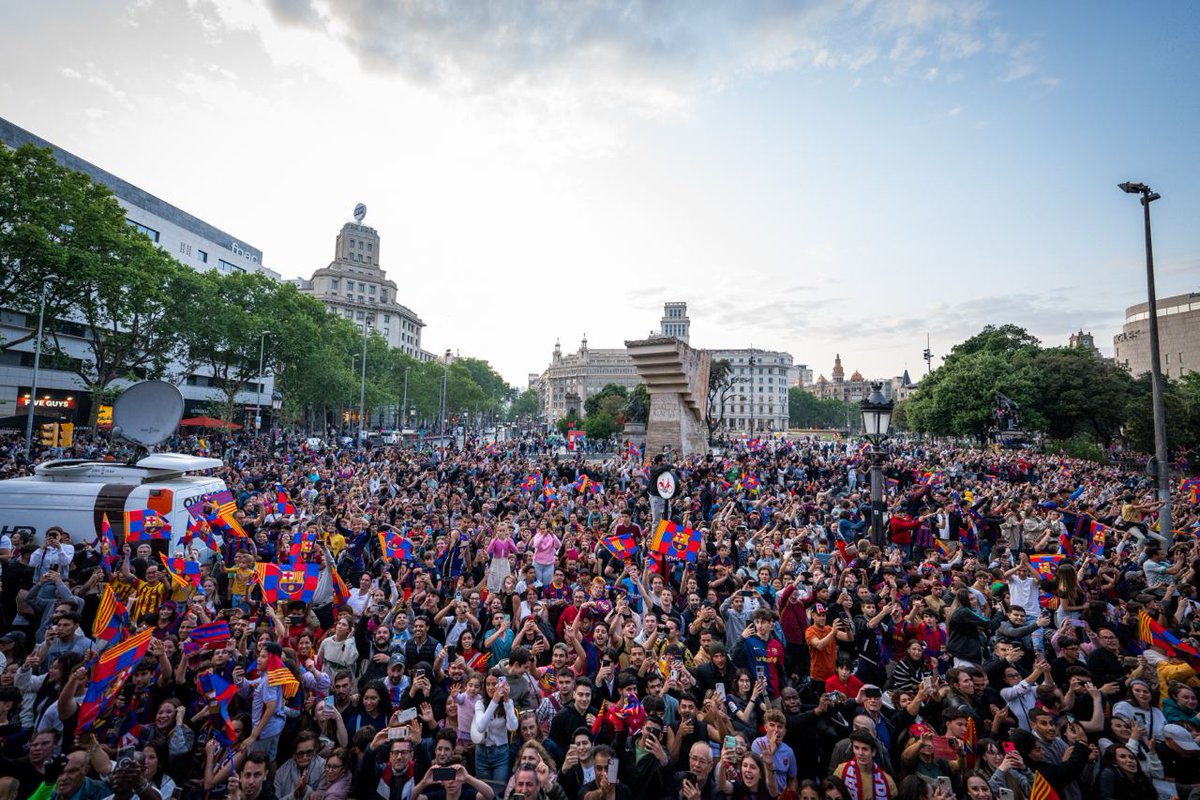 FCBarcelona's tweet photo. WELCOME TO BARÇA COUNTRY https://t.co/KnVQOmfyMv