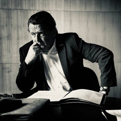 JorgKoester's tweet photo. @Zwischenruf_D @StBrandner @maik_aussendorf #Trunkenbold #Brandner freut sich weil KEIN Wind weht...  Kurz danach ist er trotzdem umgekippt... https://t.co/B8HKLPOuBQ