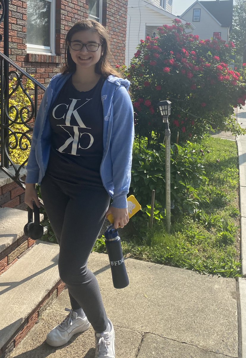 tricia62673's tweet photo. #freshmanyeardone #fduflorham so proud of you @Arysheryl โค๏ธ๐๐๐ป๐๐ผ https://t.co/o7kk8tXNhj