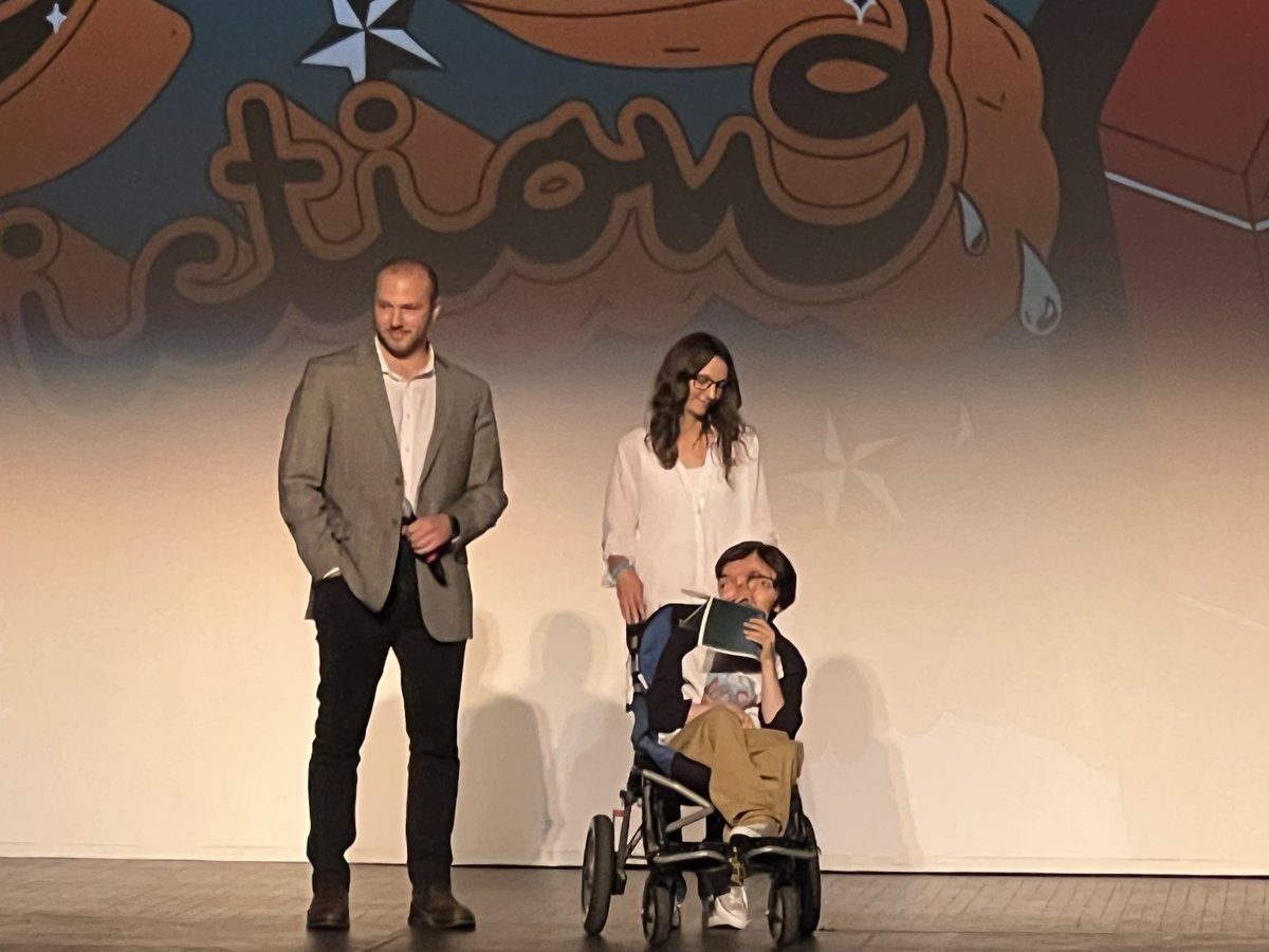 EllenburgJosh's tweet photo. If you missed the premiere this past Friday, you can watch it online for the next 5 days!

https://t.co/OfpZ1tSh4O https://t.co/kVPgGpIhgV