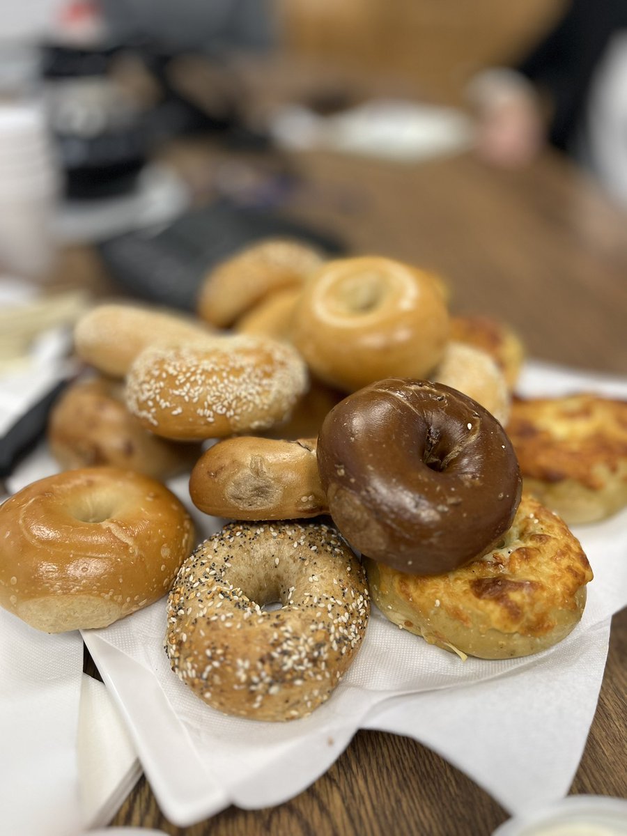 anson_ag's tweet photo. That cream cheese 🥯 on your bagel could come from #vt. Great visiting with Franklin Foods in Enosburg Falls: https://t.co/kfdMFeqMQv This innovative company supplies cream cheese across the U.S. They also are on the cutting of making planted based cream cheeses. #thinkvt https://t.co/6wZLYlg744