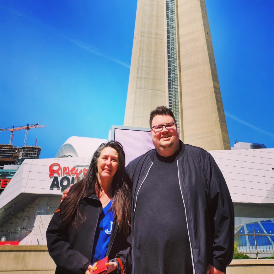 Fun connecting with my friend/colleague from SK <a href="/jordan_n_brown/">Jordan Brown</a> Short but sweet visit - we enjoyed some street meat &amp; hugs before we parted - the sun was shining/a great visit 📷#GetConnectedCAN #TakeChargeofYourBusiness
<a href="/QuickBooksCA/">Intuit QuickBooks Canada</a>
<a href="/IntuitAcctsCA/">Intuit Accountants Canada</a>
#QBO #QBOA #ProFile #QBConnect