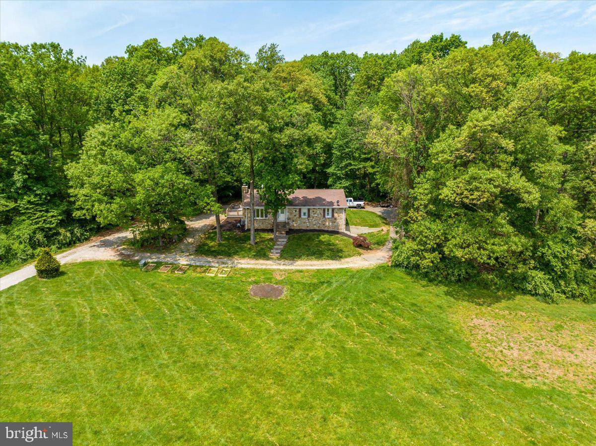 ARealEstateTips's tweet photo. 416 LEPPO RD, Westminster, MD 21158 just hit the market! Take a look at this awesome space: https://t.co/3Eq0umuMv0 https://t.co/RsQxJcz2Iq