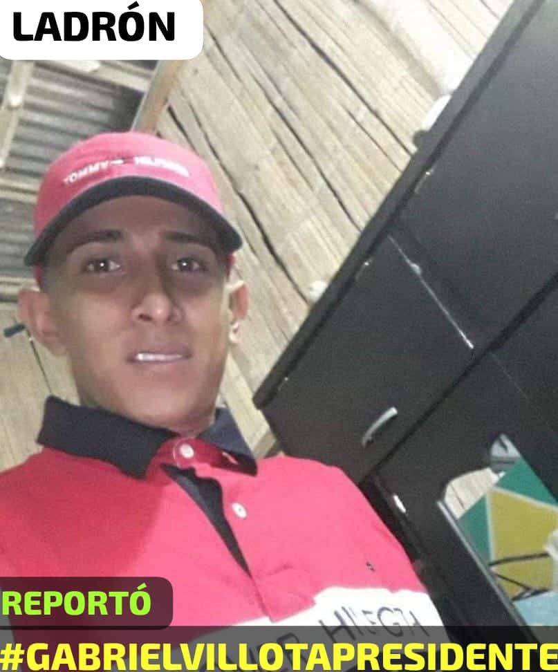 OpalVanegas65's tweet photo. Este delincuente robo el día de hoy la línea 120B con otro compinche con arma en mano robo a todos los pasajeros aproximadamente se llevó 13 celulares y 3 carteras xfavor hacerlo viral para que lo logren capturar vive en el Bloque 6 de Flor de Bastión https://t.co/7na3pC8oPl