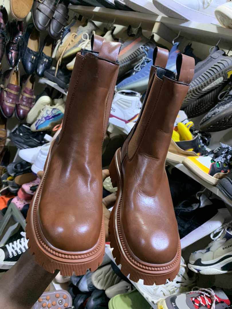 abramenz's tweet photo. The new arrivals 
Ladies second original fashion boots
Book now 
For orders call or whatsapp on
0789985308
@Hoodtherich https://t.co/JC7imixTz7