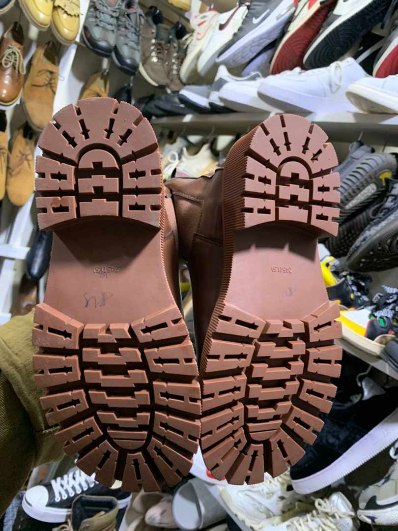 abramenz's tweet photo. The new arrivals 
Ladies second original fashion boots
Book now 
For orders call or whatsapp on
0789985308
@Hoodtherich https://t.co/JC7imixTz7