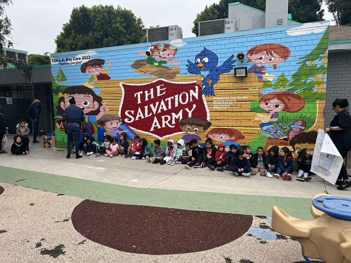 Thank you to <a href="/SalvationArmyUS/">Salvation Army USA</a> located at 936 Stanford for hosting an officer appreciation day. It was great to meet all the kids smiling faces.<a href="/NewtonLAPD/">Newton LAPD</a> <a href="/lapdmikeoreb/">Michael A. Oreb</a> @LabradaAl <a href="/LAPDHQ/">LAPD HQ</a> <a href="/LAPD_CTD/">CENTRAL TRAFFIC</a> <a href="/LAPD24MX13/">24MX13</a>