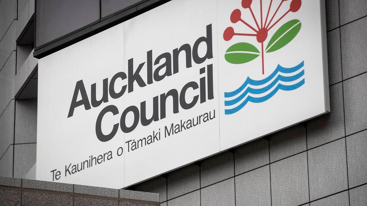nzherald on Twitter "Auckland Council 400 jobs to go as Wayne Brown