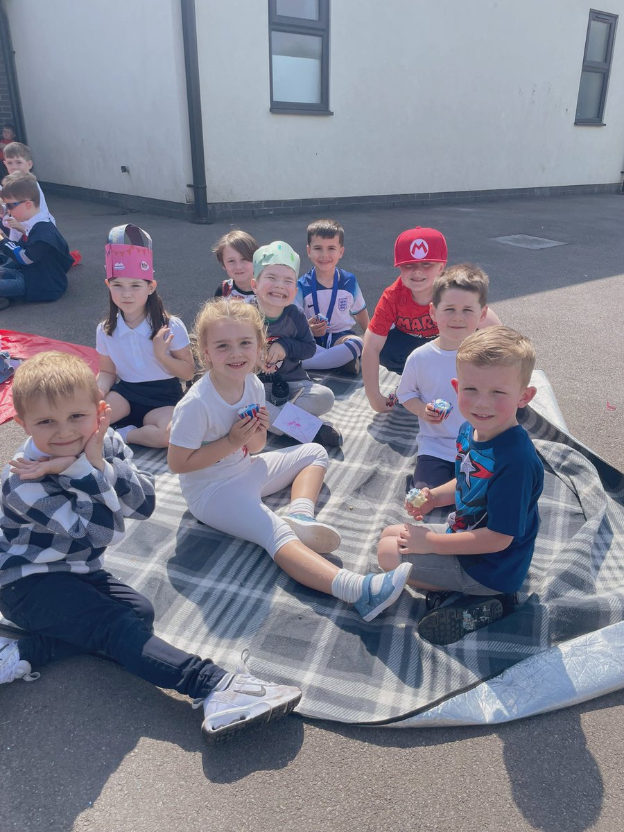 Y1 HighStPrimary tweet media