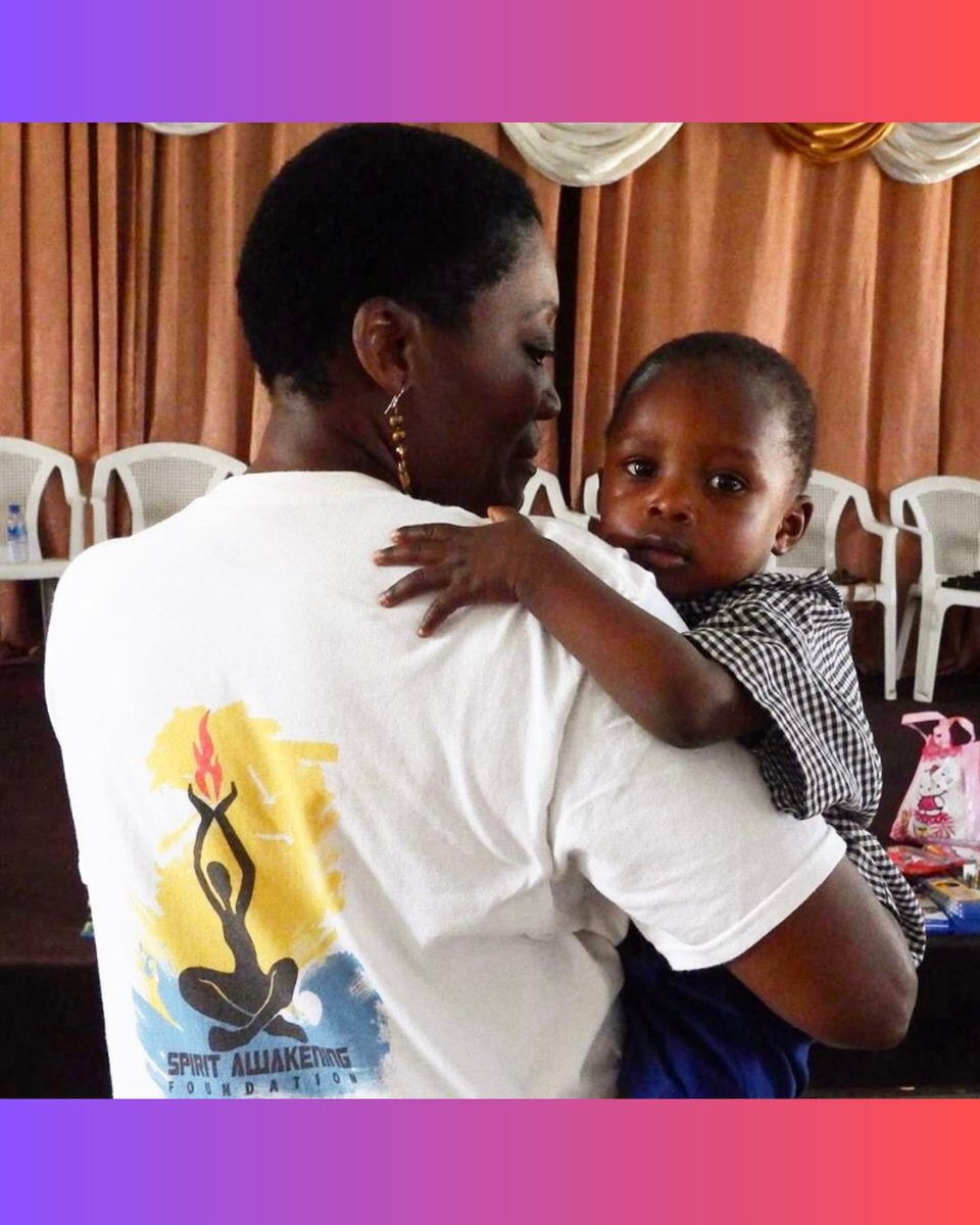 akuyoegraham's tweet photo. Taking a moment to send love and light to each and every young person that is entrusted into our care. The services and guidance we offer our children shape the future of our world. 🌎 https://t.co/rGVJwarPUe