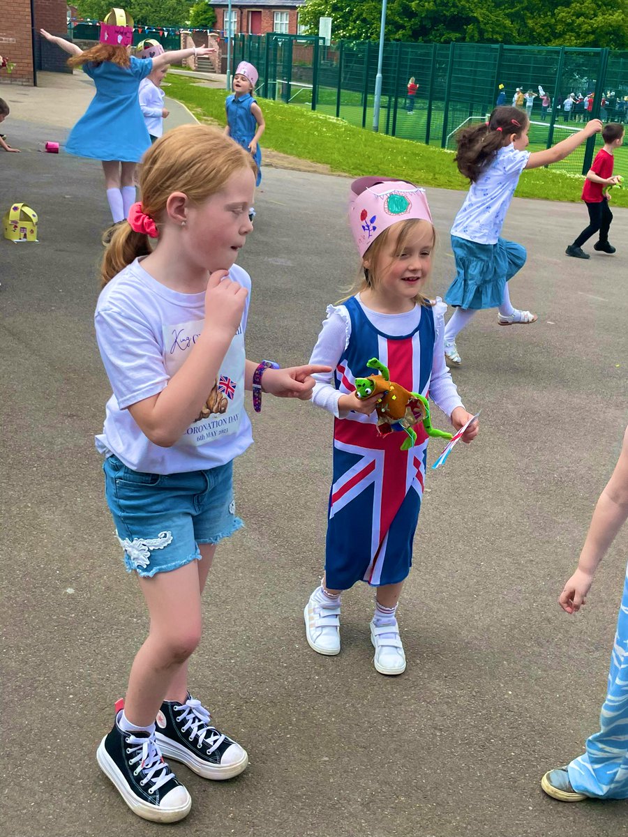 Y1 HighStPrimary tweet media