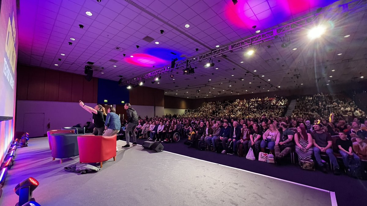 Dr Rhys Jones tweet media